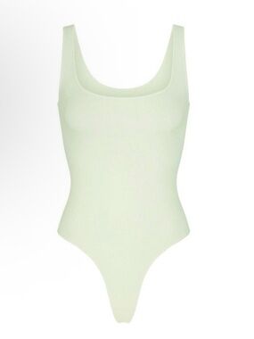 NWOT SKIMS Essential Scoop Neck Bodysuit in Pistachio Lg/XL